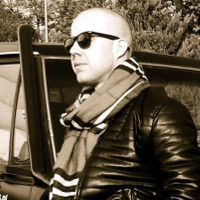 Krzysztof R Krzysztof R
